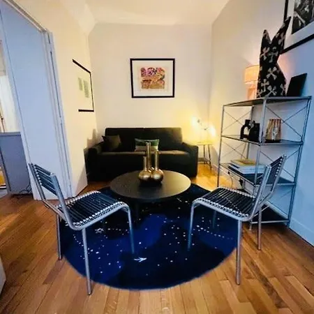 Elegant And Cozy Place De La Madeleine 8eme Apartment Paris