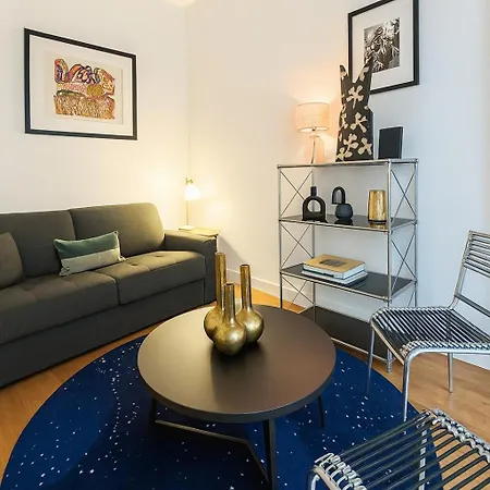 Apartment Elegant And Cozy Place De La Madeleine 8eme