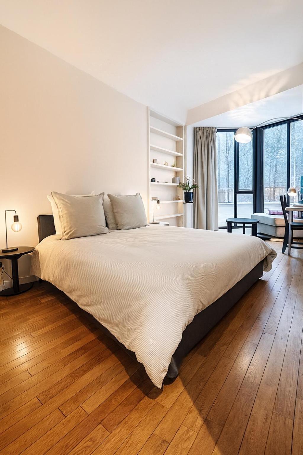 Apartment Elegant And Cozy Place De La Madeleine 8eme Paris